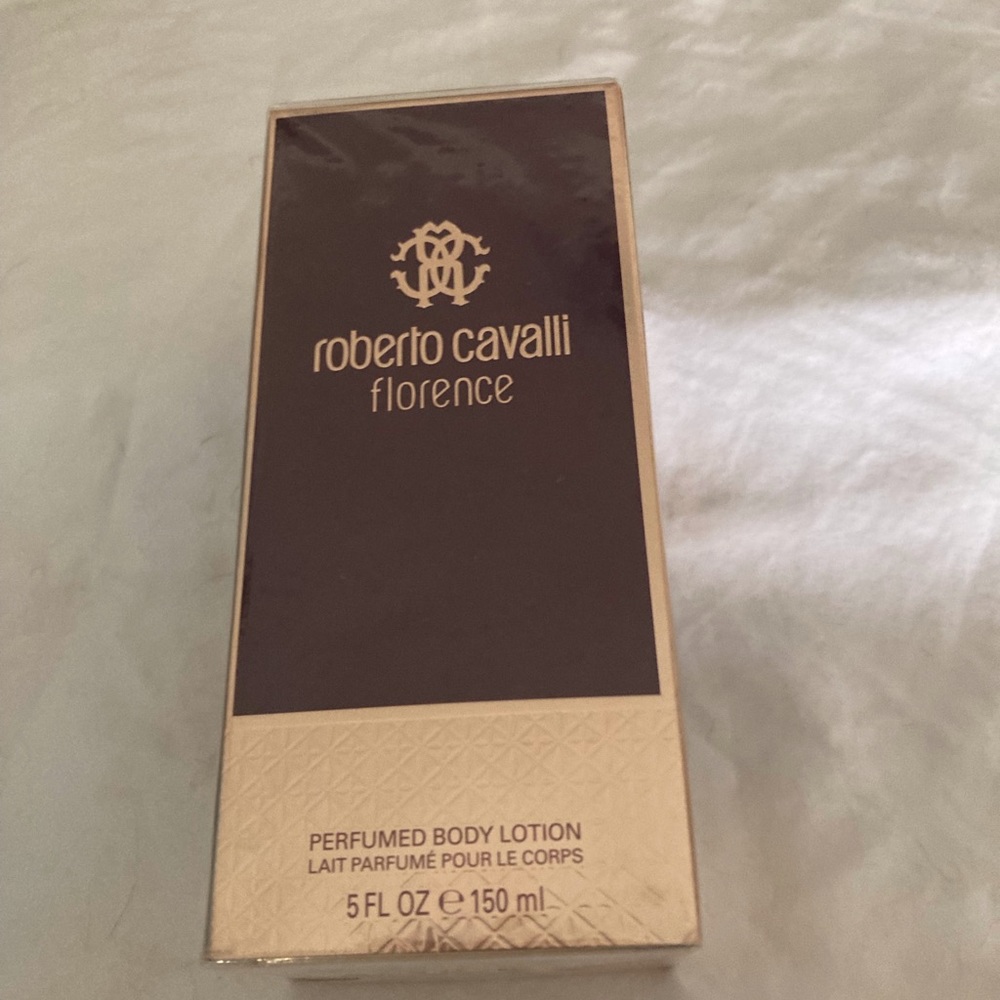 Roberto Cavalli, florence, body lotion 5 oz.